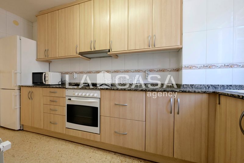 Foto c28a99a2-743f-49c9-936e-efe7bc9fe272. Pis a La Guineueta Barcelona