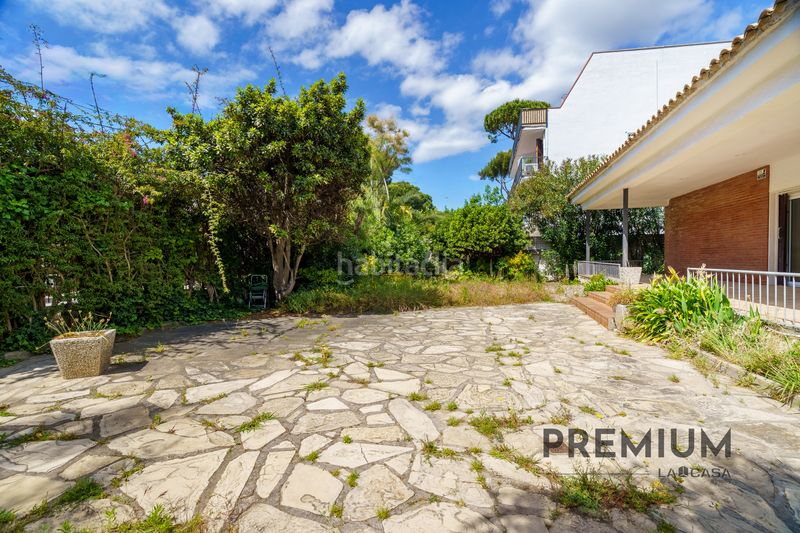 Foto c8a5957f-2018-4a92-81c9-9df7c8f5395b. Casa amb aparcament a Granvía-Mar Castelldefels