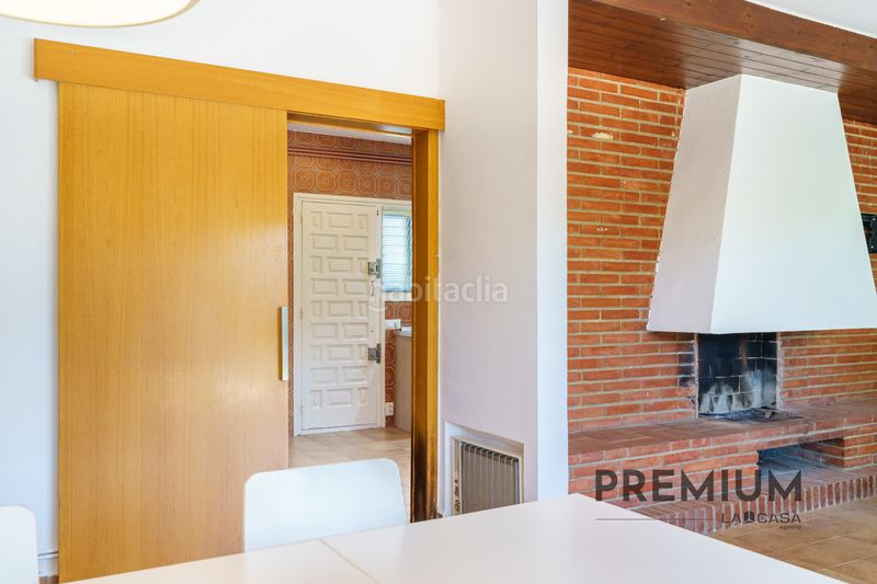 Foto ea0a4b40-ae3d-4adb-bc93-69771d21532a. Casa amb aparcament a Granvía-Mar Castelldefels