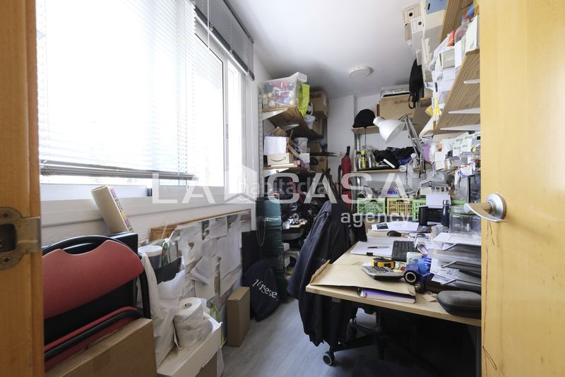 Foto f9bd93f9-f8c3-4b3a-aceb-f0cac80f6724. Pis amb calefacció a Verdum Barcelona