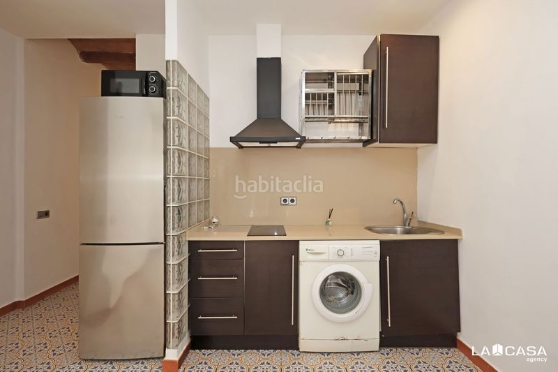 Foto 39c7c35e-14f6-44e7-b764-e047637fc932. Piso en Raval Barcelona