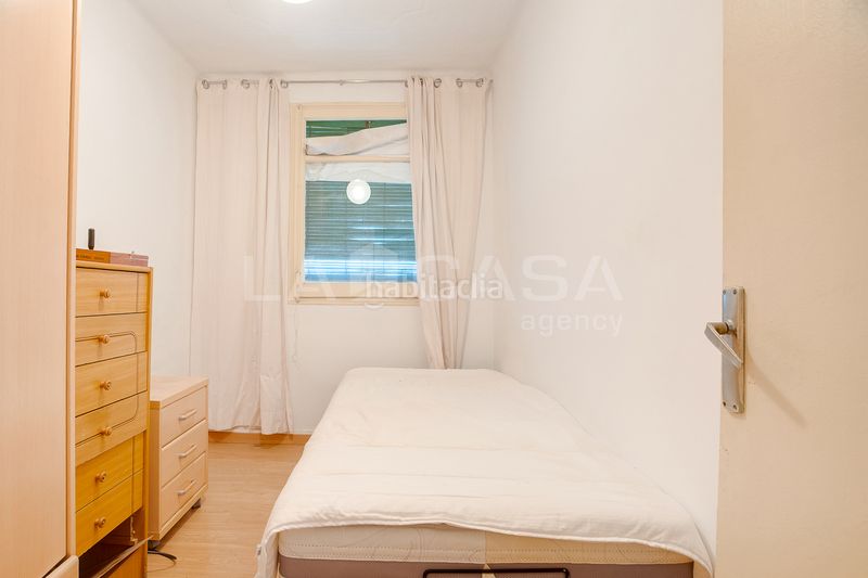 Foto a8ee6049-f032-4a44-a526-c3bf499b703a. Pis a Sant Ildefons Cornellà de Llobregat
