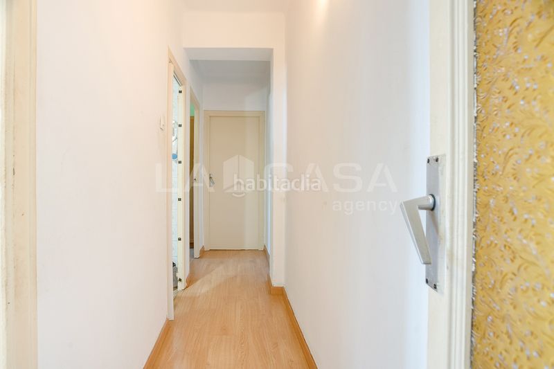 Foto ab15070b-0e4e-41e9-b637-17b9c4dc439f. Pis a Sant Ildefons Cornellà de Llobregat