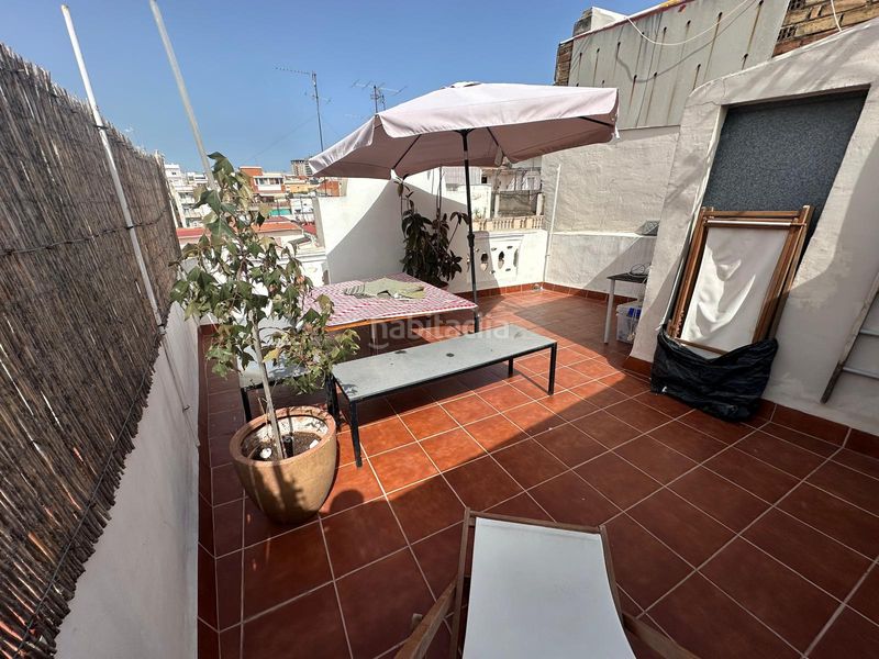 Foto baf86a12-8db0-47b0-b25a-94f396524aaa. Pis a Sants Barcelona