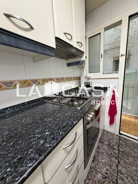 Foto 6d3cfd60-6989-41a6-94e8-9148528d7661. Pis a Sistrells Badalona