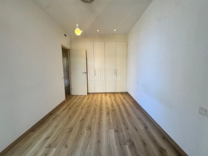 Foto c8a798d7-4c6f-4734-92ee-790dc5b147fd. Pis a Sants Barcelona