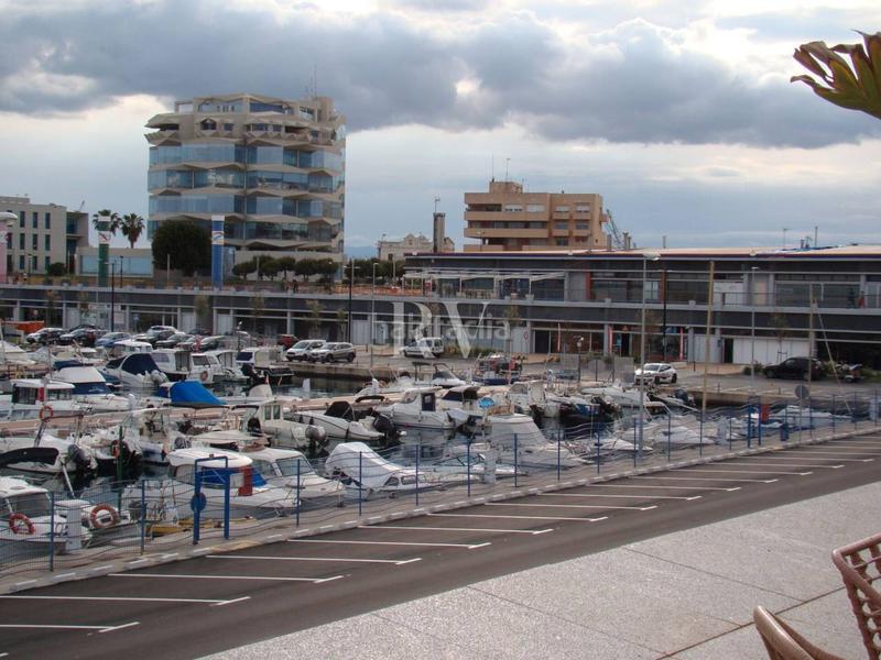 Foto 6e340d14-4e4b-4121-806c-3d4a51925202. Alquiler oficina en llevant 19 alquiler locales comerciales desde 80m2 en Tarragona