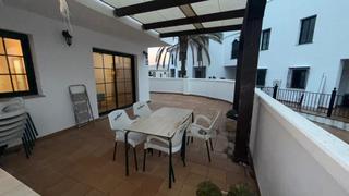 Miete Etagenwohnung  Calle oxford. Precioso piso de 2 dormitorios con gran terraza y piscina en izn