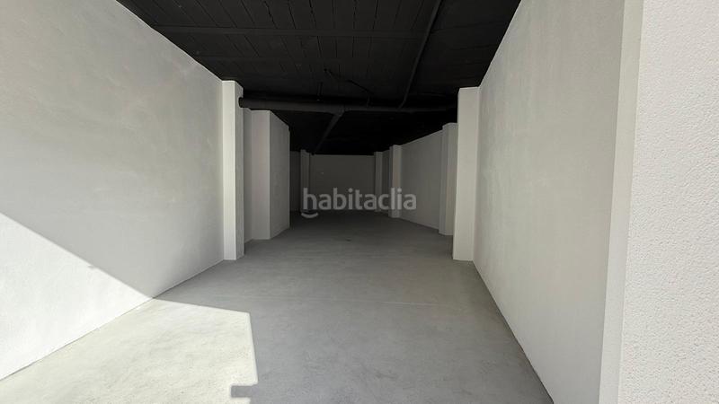 Foto 676c9f49-6e2e-4196-b78e-c44e80a19d25. Local comercial local en pleno centro en Atarfe