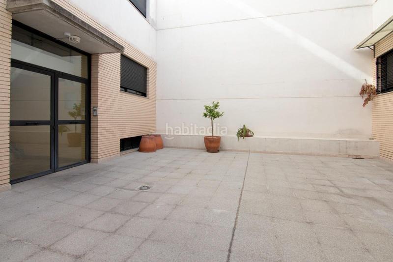 Foto 92ee4bf4-ec41-49f5-96d4-4393b953cb65. Piso en calle ramón y cajal 31 chollo! piso de 2 dormitorios con plaza de garaje en Atarfe