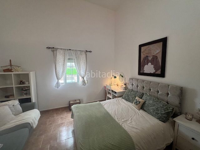 Foto c29c6aaa-b1f9-4558-a183-91fc1d8a757f. Casa amb xemeneia calefacció aparcament piscina a Catral