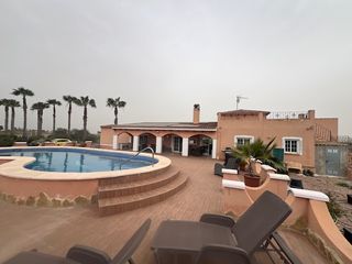 Casa  Camino del hondo. Casa de campo en dolores (alicante) con 3 habitaciones y 2 baños
