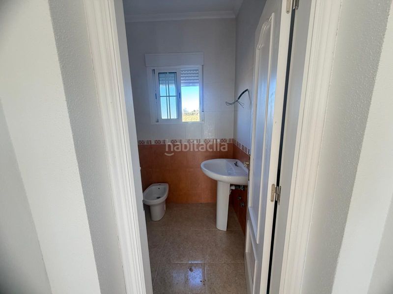 Foto 76324e98-bd5a-4405-8c61-e922138b0c49. Xalet amb xemeneia aparcament piscina a La Marina Elche / Elx