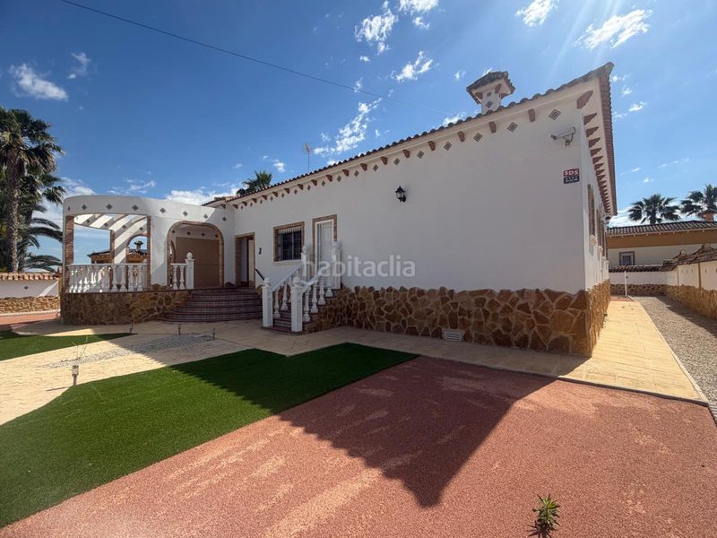 Foto 4824a599-718d-4900-8066-2aa29991aed0. Masia amb aparcament a Catral