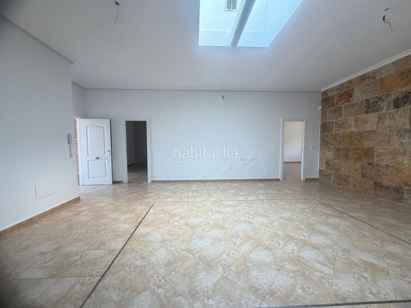 Foto 4fea4daa-0860-422f-9378-bba6b5a0e95e. Masia amb aparcament a Catral