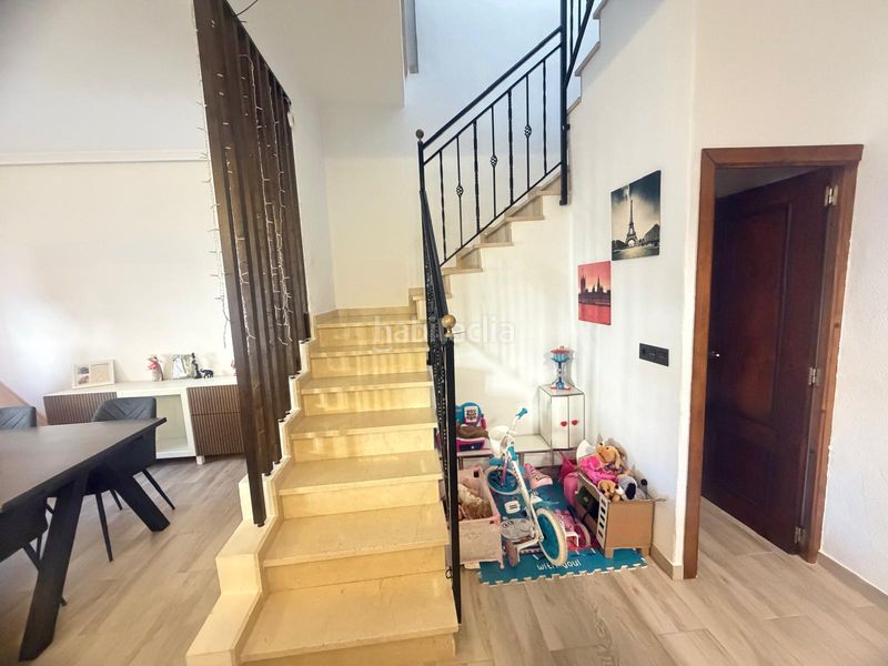 Foto ab73c2a4-871a-4a1c-9f35-e3ce4f14a7b5. Casa adossada amb xemeneia a Dolores
