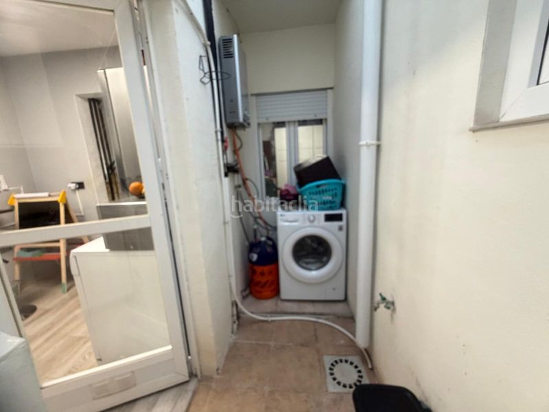 Foto b21b05c2-c163-4681-a376-88a90b680efa. Casa adossada amb xemeneia a Dolores