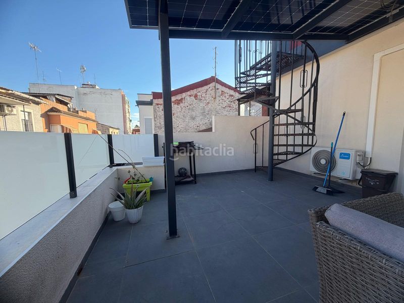 Foto cb5a2baf-2223-4814-bcc5-7da9c6e159a0. Casa adossada amb xemeneia a Dolores