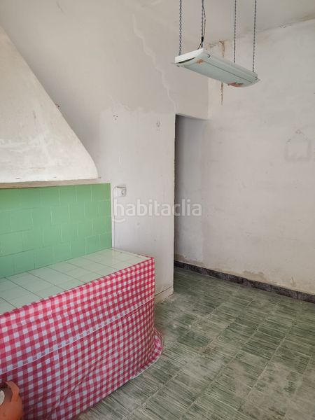 Foto c6b836d5-e428-4002-9156-d5e610a69acc. Casa adossada amb xemeneia a Rafal