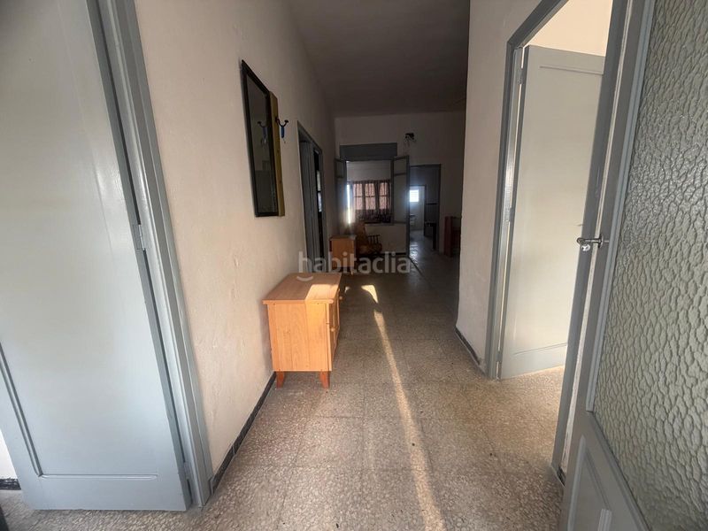 Foto f3990550-5e8e-452c-9512-6bf35e0ce001. Casa adossada amb xemeneia a Rafal