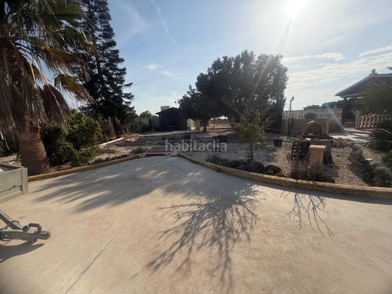 Foto 3cbf8013-94de-4bb2-9ae6-3bea6d185800. Casa amb aparcament piscina a La Marina Elche / Elx