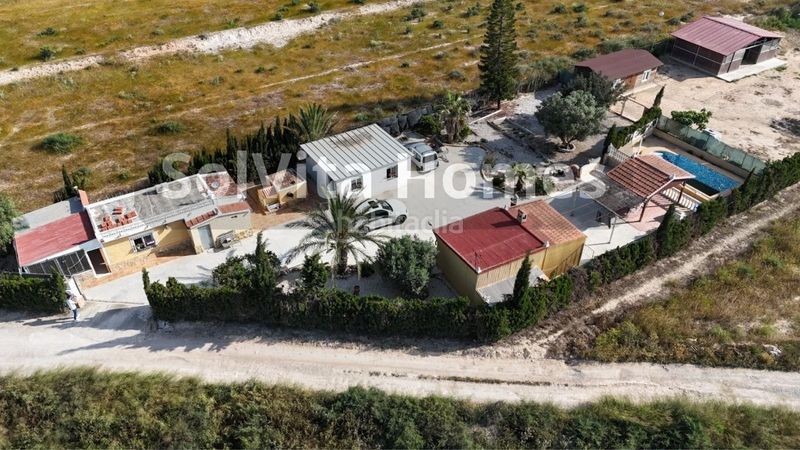 Foto 415738d0-6c67-465f-a409-a323d636021a. Casa amb aparcament piscina a La Marina Elche / Elx