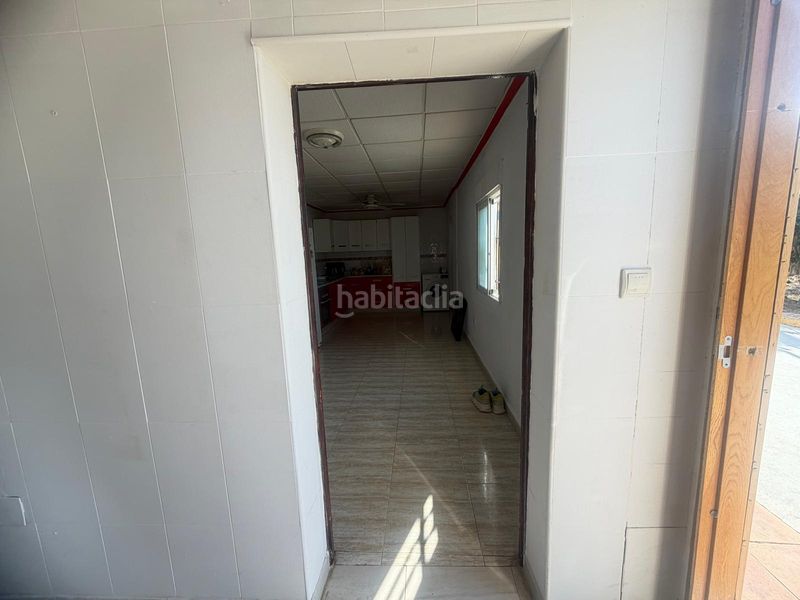 Foto 4b4af53f-1d90-4a1d-804a-0a0a134f194c. Casa amb aparcament piscina a La Marina Elche / Elx