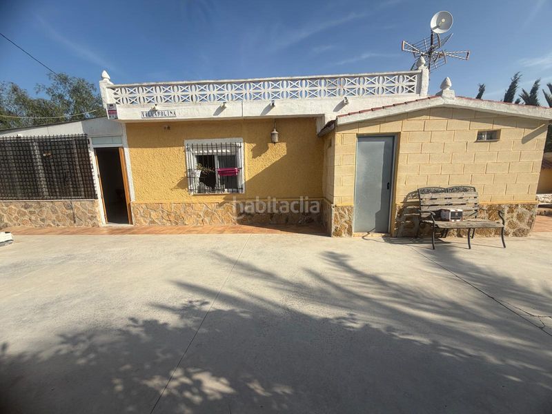 Foto 678cd88b-8b6f-466c-b86b-ed5bc08e7e60. Casa amb aparcament piscina a La Marina Elche / Elx