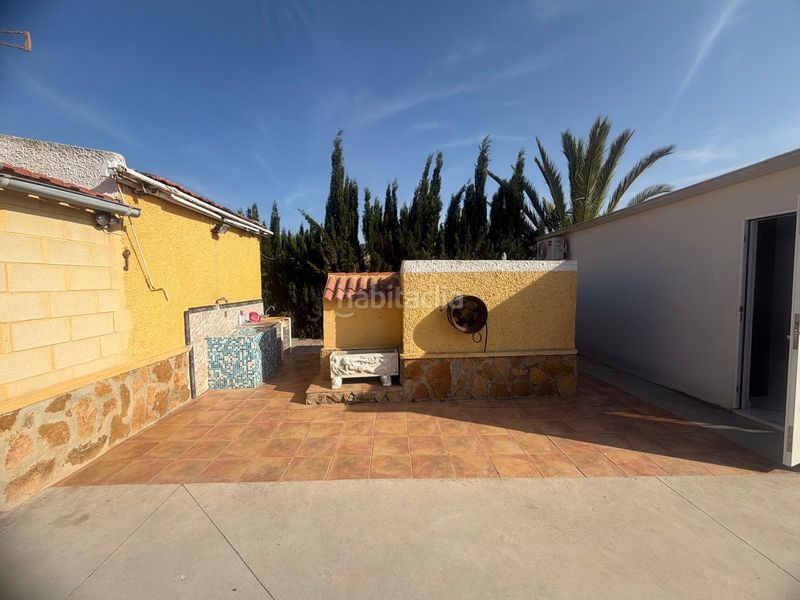 Foto 6c511883-7002-4a94-95df-79cf66f5a07e. Casa amb aparcament piscina a La Marina Elche / Elx