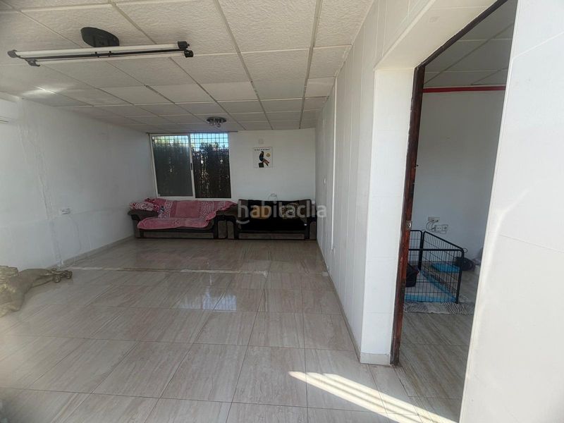 Foto cdc2a803-90cf-4fe1-aa34-39f53d9fe1ec. Casa amb aparcament piscina a La Marina Elche / Elx