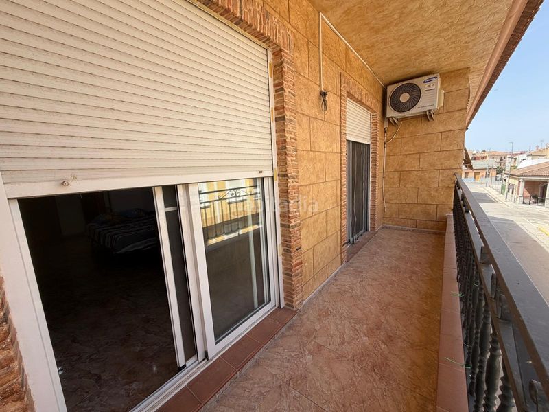 Foto 834bfe39-08c8-4406-84b8-60b45054f494. Casa amb xemeneia aparcament a Catral