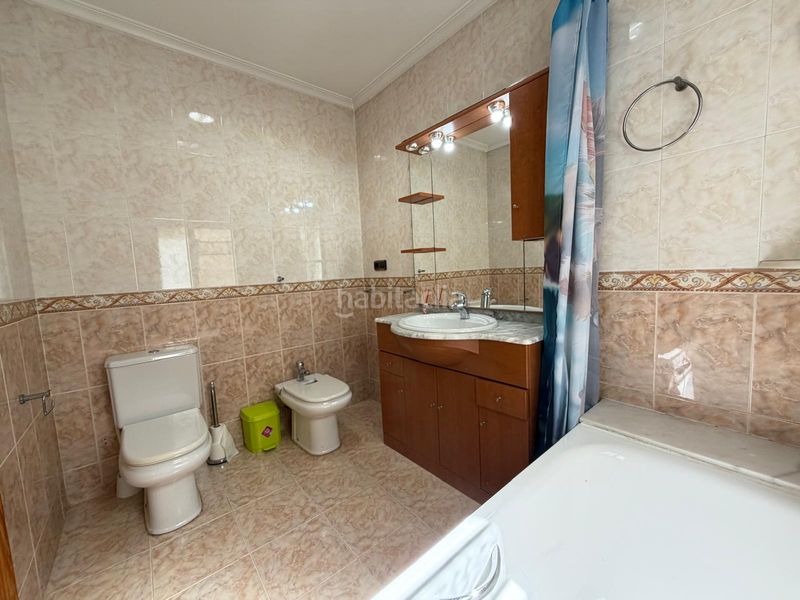 Foto 960bdf3d-f869-45e0-8b1d-f67e87c83d17. Casa amb xemeneia aparcament a Catral
