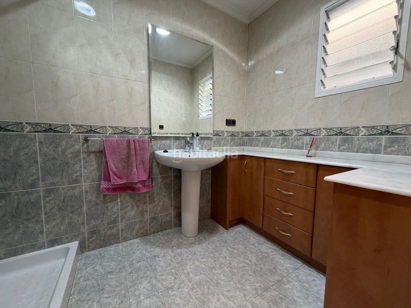 Foto c21c5eaa-ce4d-48cc-bca6-db5a8816465f. Casa amb xemeneia aparcament a Catral