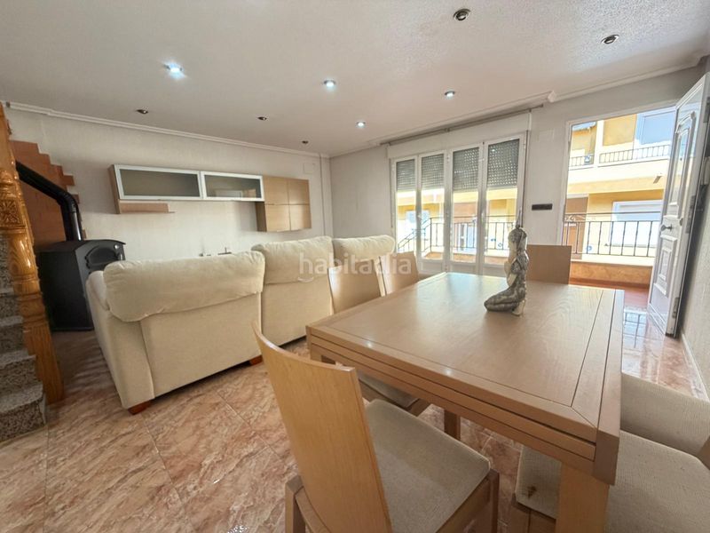 Foto e81ce755-8950-4ef6-b7b7-0218ba281ec1. Casa amb xemeneia aparcament a Catral