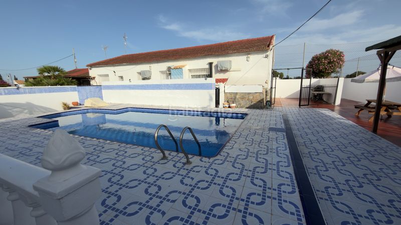 Foto 4b69d4bb-38f5-4e1c-a872-6af46e11f4be. Xalet amb aparcament piscina a Dolores