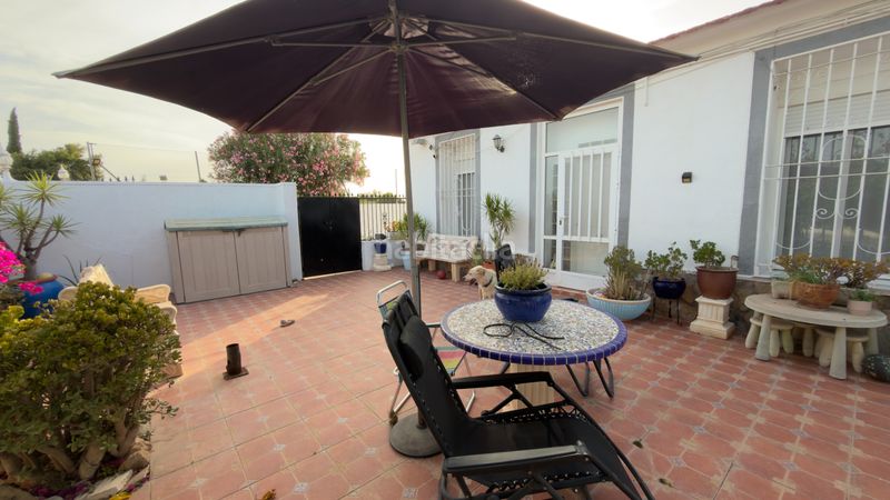 Foto fff85a58-0d82-421c-9519-549332505665. Xalet amb aparcament piscina a Dolores