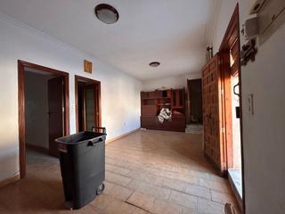 Casa adossada a Daya Nueva. ¡gran oportunidad en daya nueva! casa amplia con potencial para