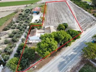 Mas à Dolores. Casa rústica reformada de 180 m² construidos.