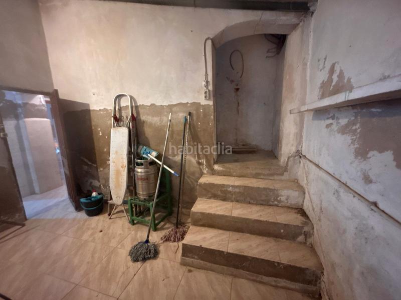 Foto 2944cca1-b386-46eb-bbd0-cf1428e9ce5d. Masia amb xemeneia aparcament a Catral