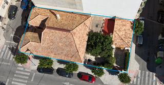 Casa in Almoradí. Vivienda única en el centro de almoradí, en esquina con 3 calles