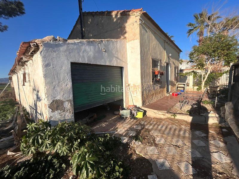 Foto 011da1de-076d-41f1-b12e-38d0d0c85358. Masia amb aparcament a Catral