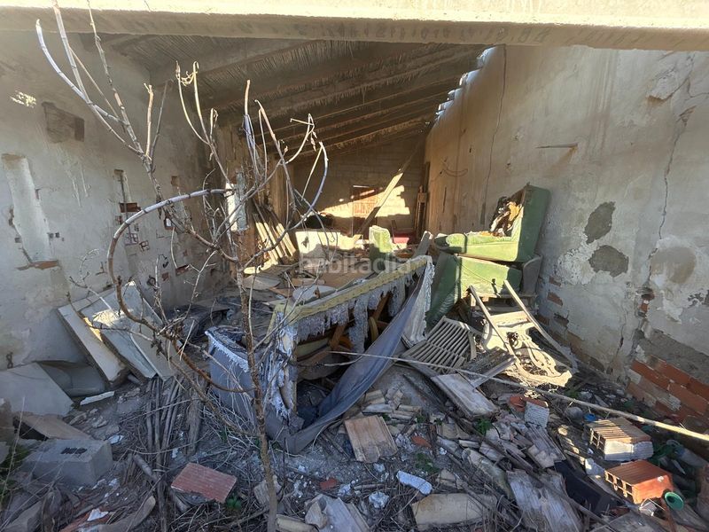 Foto 2b4ea32a-e913-484c-abec-d80176da6f5c. Masia amb aparcament a Catral