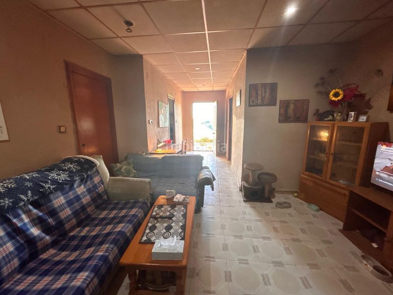 Foto da8142d3-7a30-490a-a670-b26c3f4893c4. Masia amb aparcament a Catral