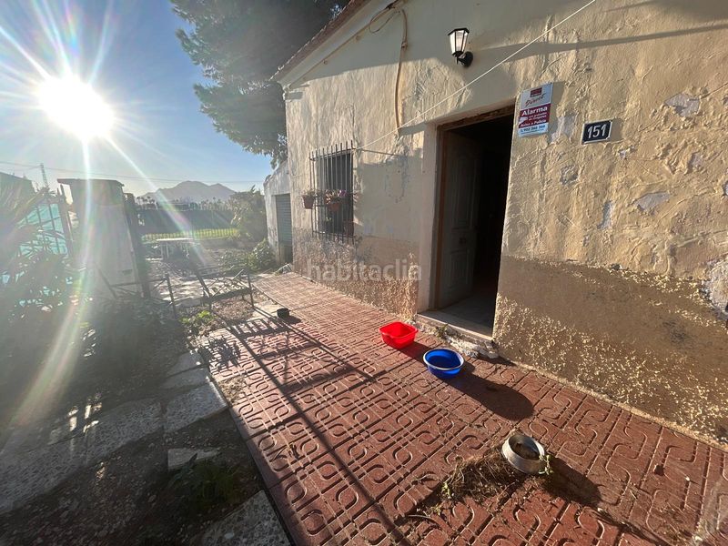 Foto ea44a78b-5d8c-45b8-b3be-7a62f4b83076. Masia amb aparcament a Catral