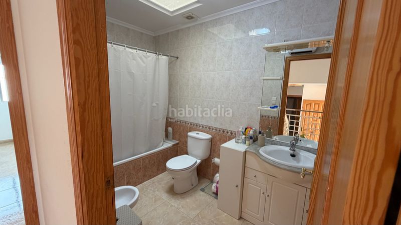 Foto 4c831c34-ba03-470b-9b07-8c6286af2850. Casa adossada amb aparcament a Daya Nueva