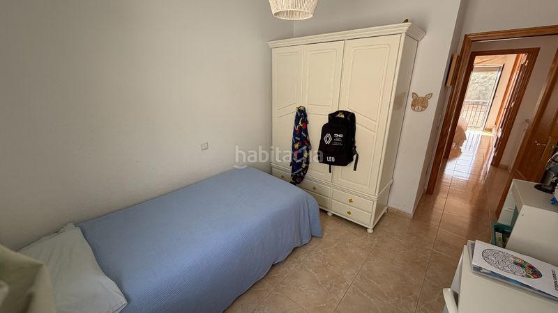 Foto 8dbcdc3e-2288-4147-aff3-1b35dbda99e7. Casa adossada amb aparcament a Daya Nueva