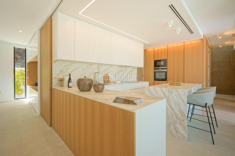 Foto aeab4ee5-281d-45a7-9ce2-d896ef2e3905. Casa amb aparcament a Casco Urbano Moraira