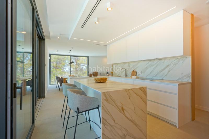 Foto f830cfd6-96ff-4876-8f91-2393e6c4cc36. Casa amb aparcament a Casco Urbano Moraira