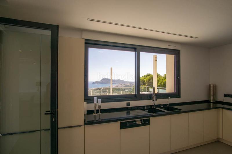 Foto c2b90016-7544-4f2d-b3b5-9a705d120db6. Maison avec parking dans Altea ciudad Altea