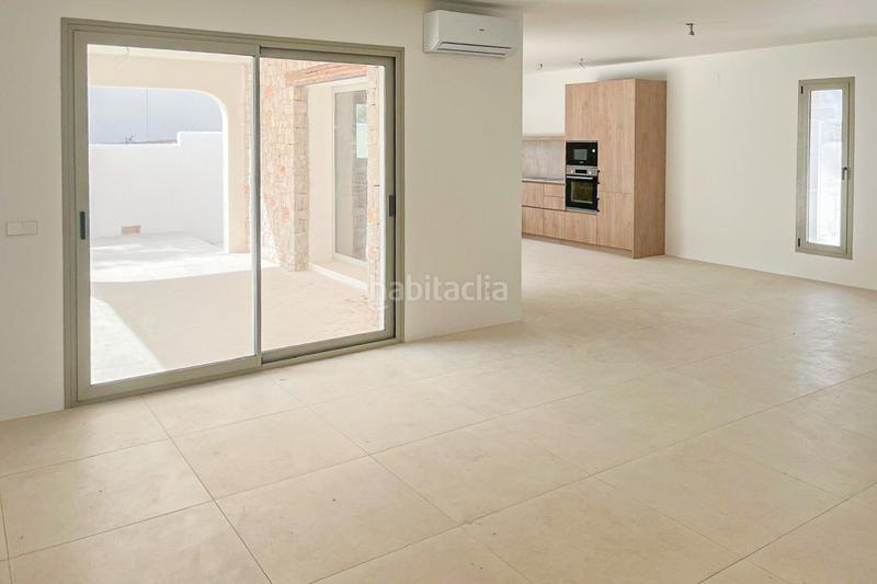 Foto 3989c89b-f86a-4430-a080-234a2103bd11. Maison dans Casco Urbano Moraira